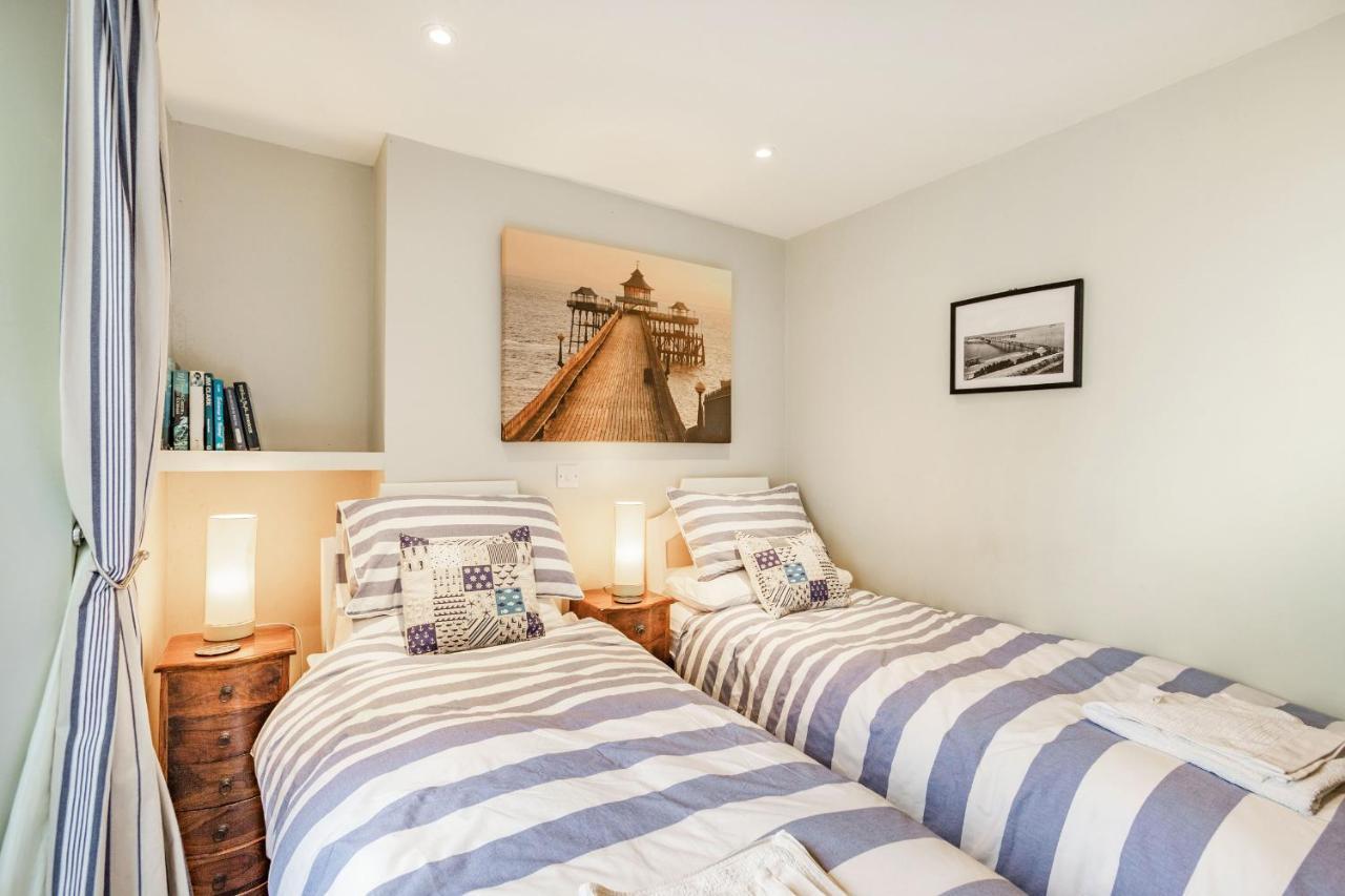 Pier View Apartment Weston-super-Mare Exterior photo